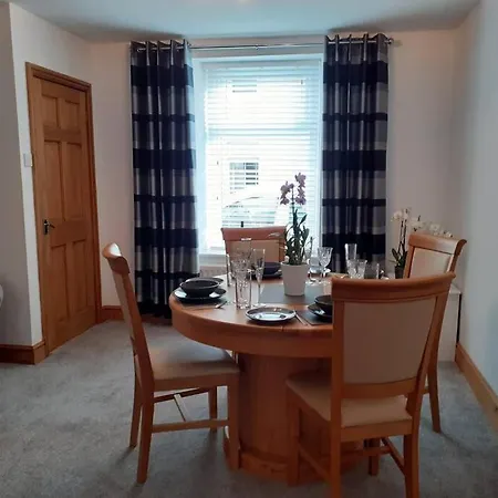 Cosy Modern Victorian 2 Bed Terrace Tatil Evi