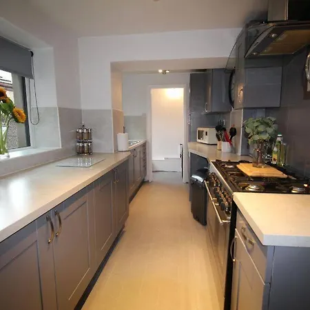 Cosy Modern Victorian 2 Bed Terrace Tatil Evi Millom